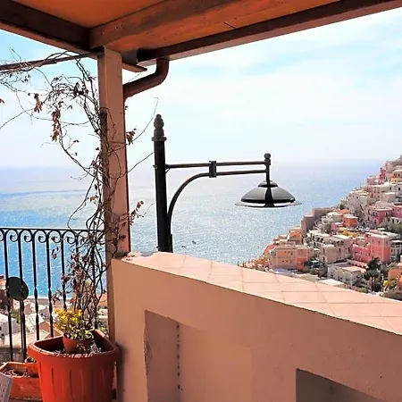Estate4home - Maison Lirio 4*